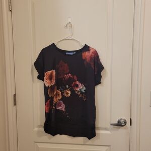 Simply Vera Vera Wang Black Short-Sleeve Floral Tee